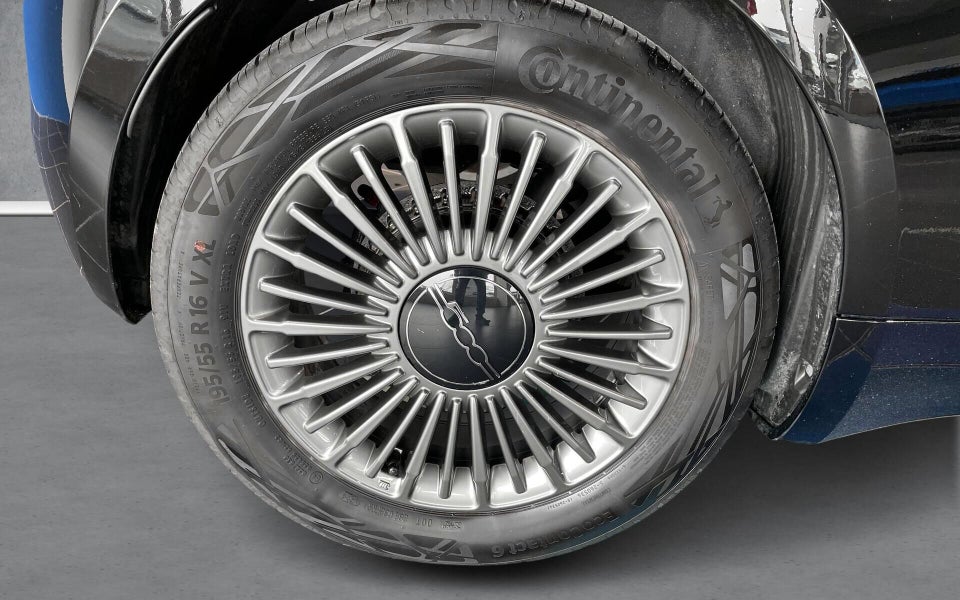 Fiat 500e 42 Icon 3d