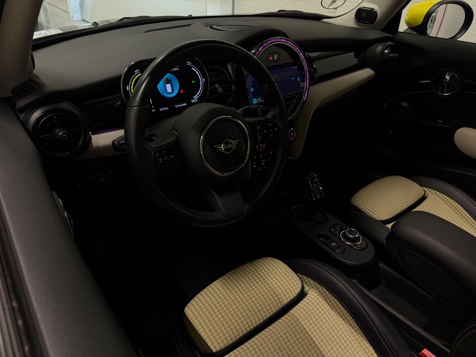 MINI Cooper SE Edition Premium Plus 3d