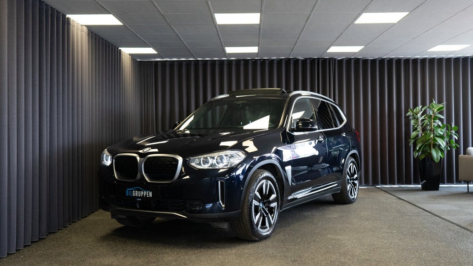 BMW iX3 Charged 5d
