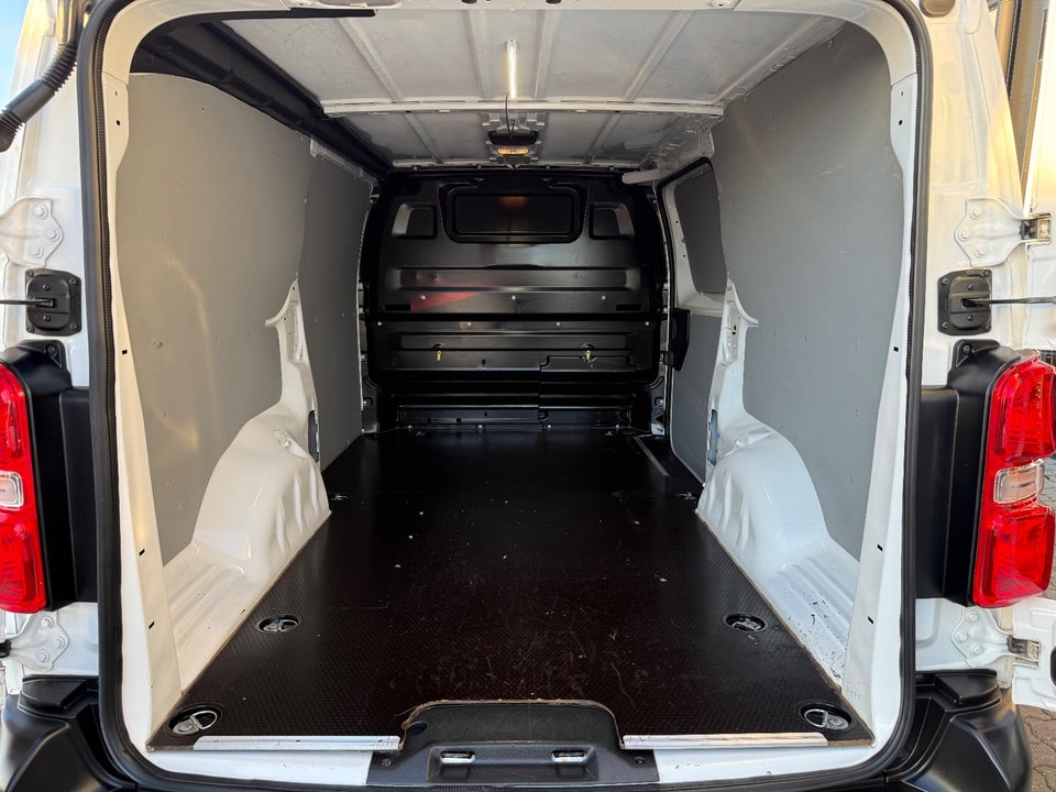 Opel Vivaro 2,0 D 145 Enjoy L3V2