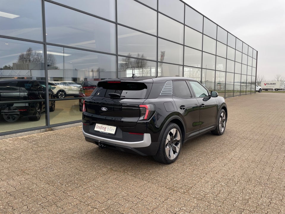 Ford Explorer 82 Premium Extended Range 5d