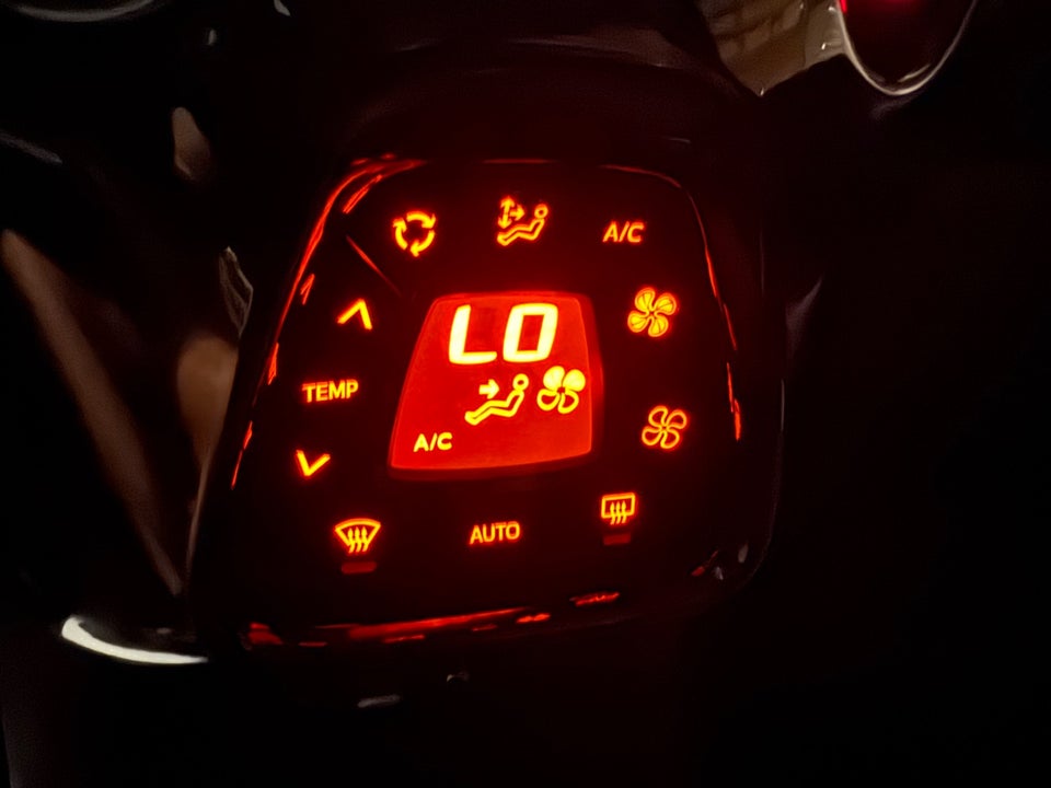 Citroën C1 1,0 VTi Attaque+ 5d