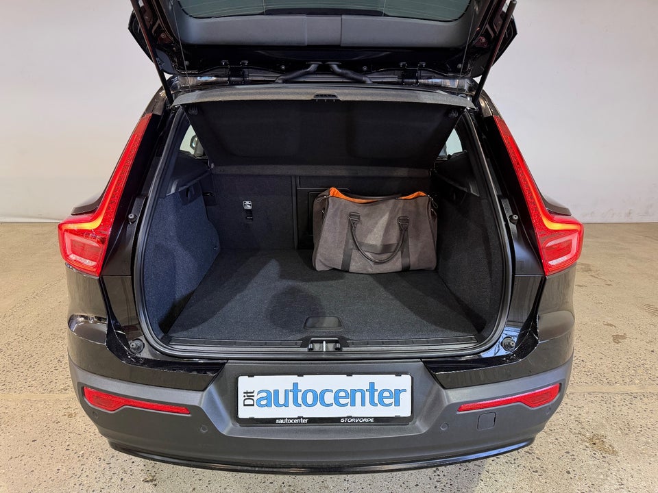 Volvo XC40 P6 ReCharge Core 5d