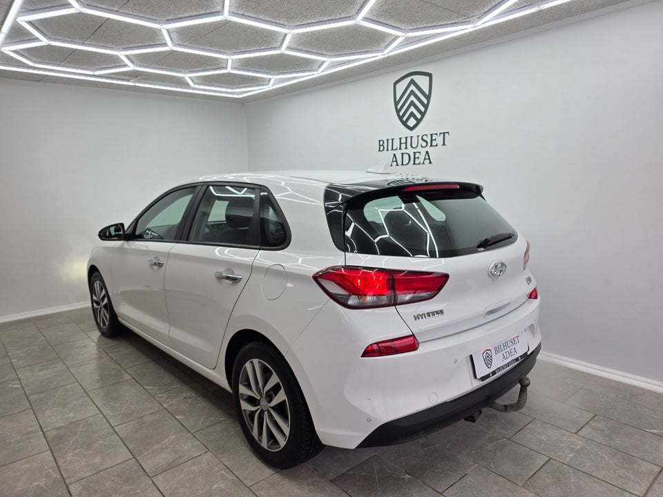 Hyundai i30 1,0 T-GDi Premium 5d