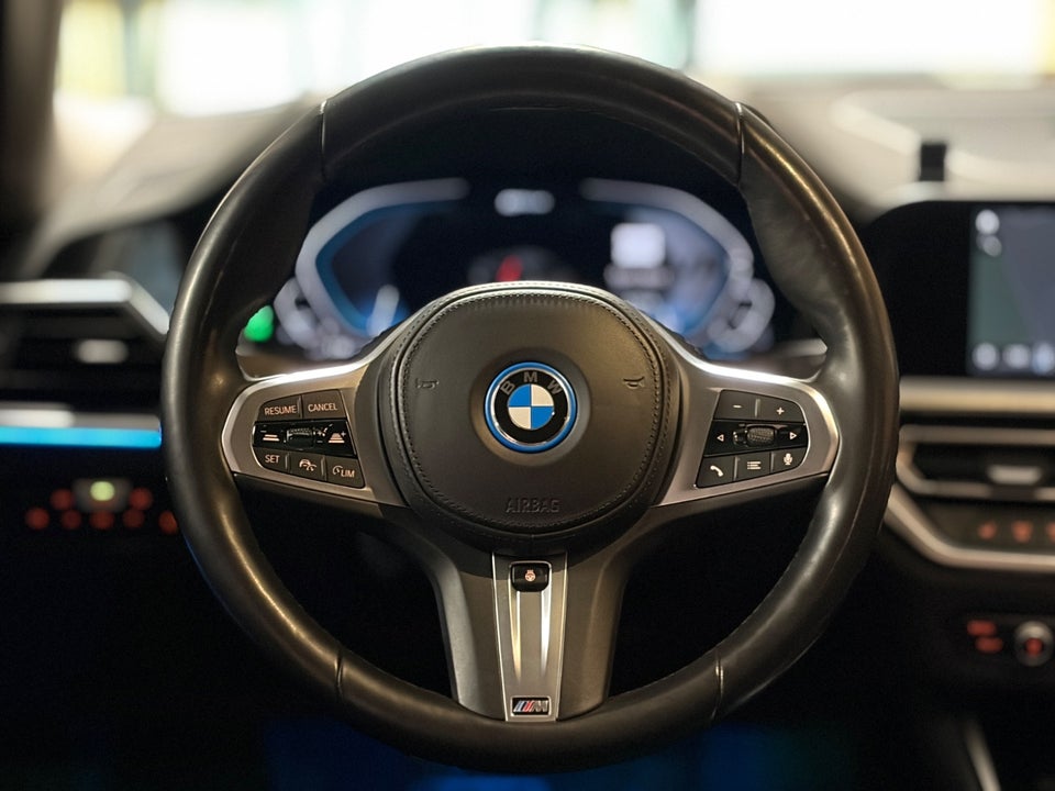 BMW 330e 2,0 M-Sport aut. 4d