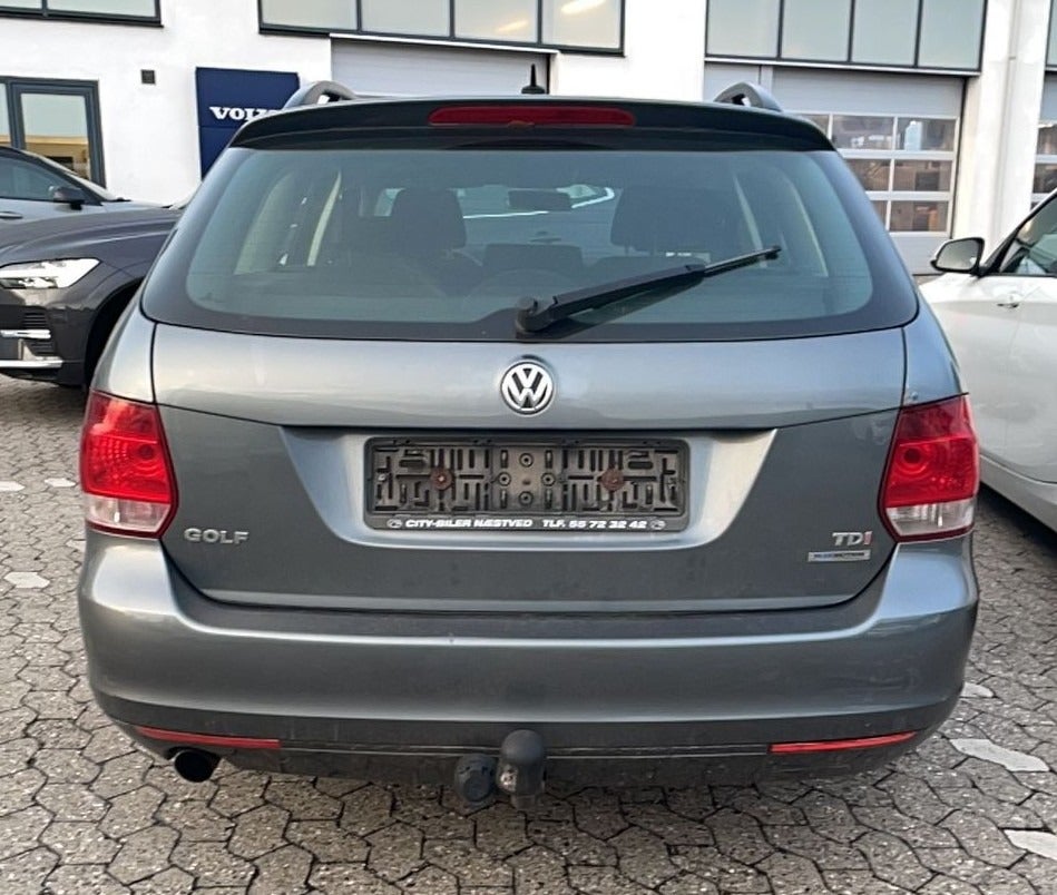 VW Golf VI 1,6 TDi 105 Comfortline Variant BMT 5d