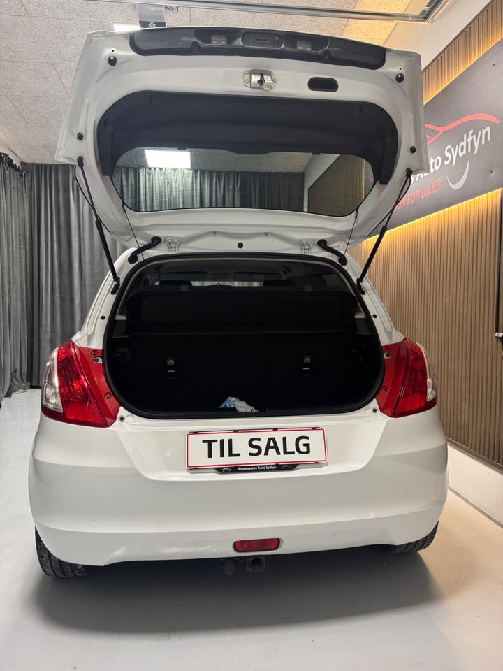 Suzuki Swift 1,2 Dualjet Exclusive 5d