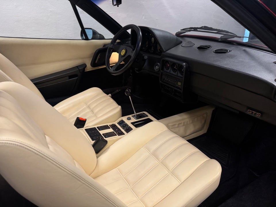 Ferrari 328 3,2 GTS 2d