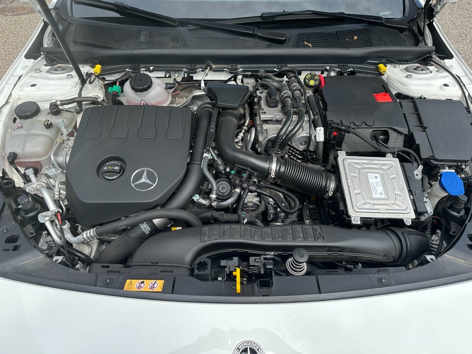 Mercedes A250 e 1,3 AMG Line aut. 5d