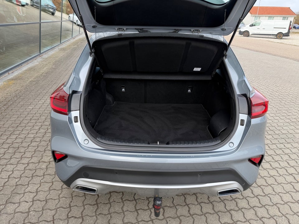 Kia XCeed 1,6 PHEV Prestige DCT 5d