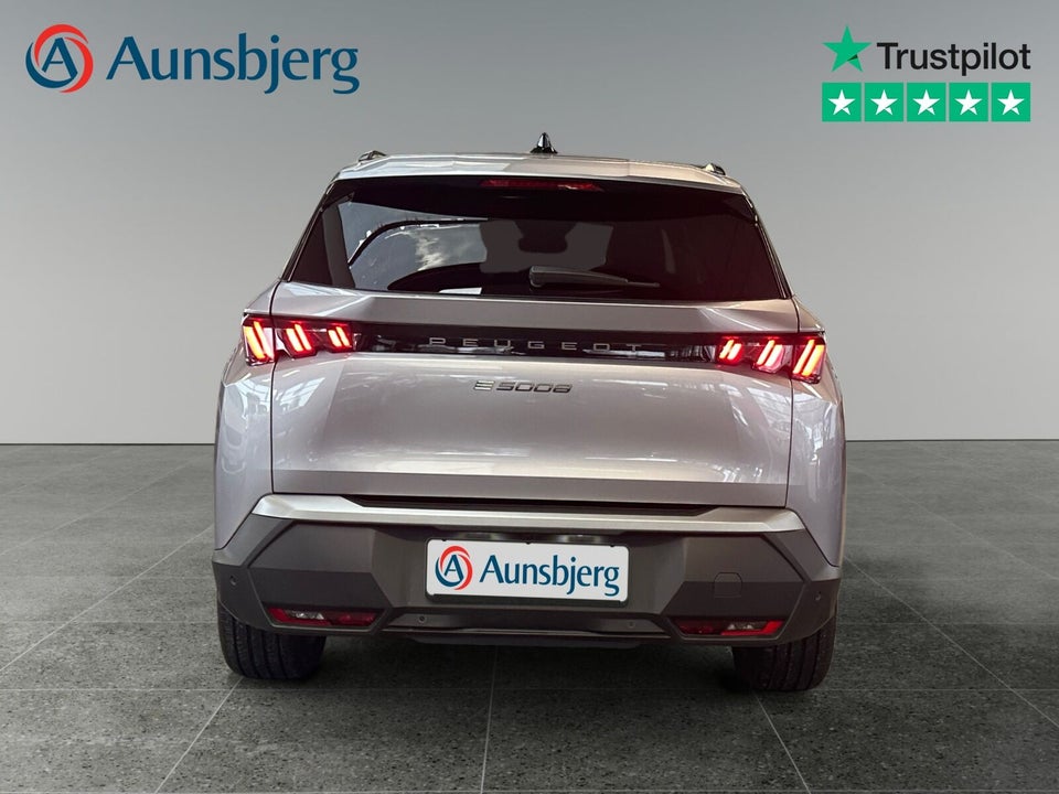 Peugeot e-5008 77 Allure 7prs 5d