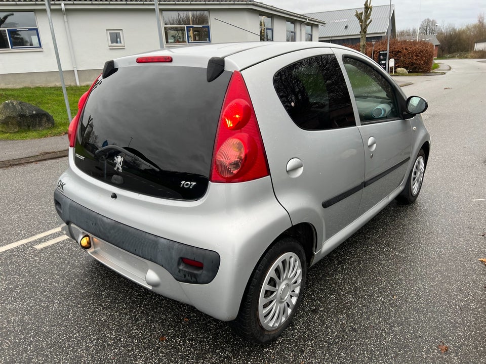 Peugeot 107 1,0 Comfort 5d