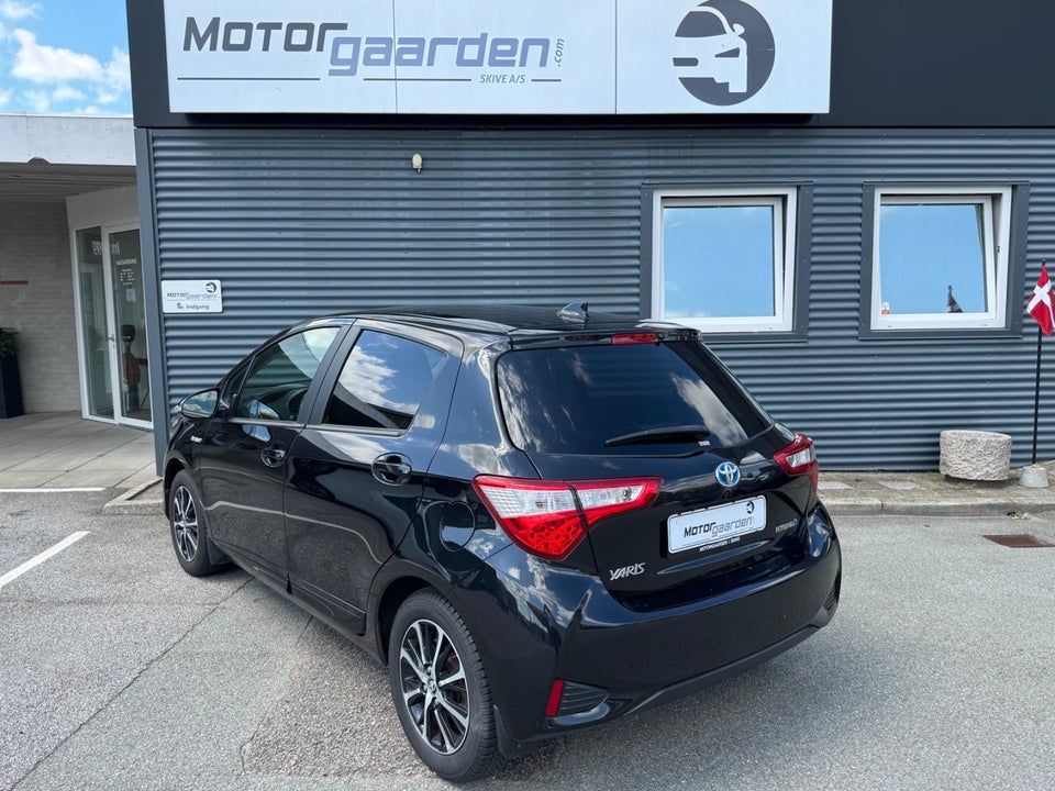 Toyota Yaris 1,5 Hybrid H2 Limited e-CVT 5d