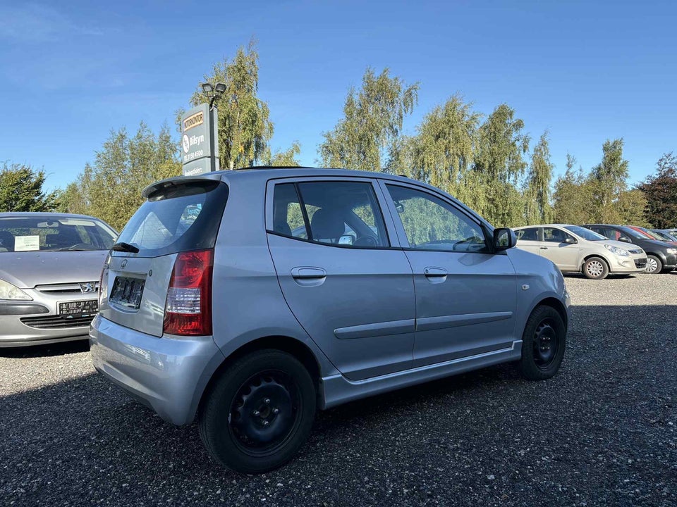 Kia Picanto 1,1 EX 5d
