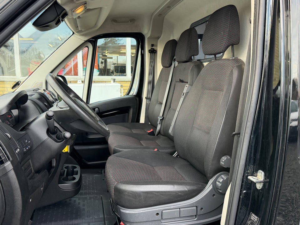 Citroën Jumper 35+ 2,2 BlueHDi 165 L2H2 FlexLine