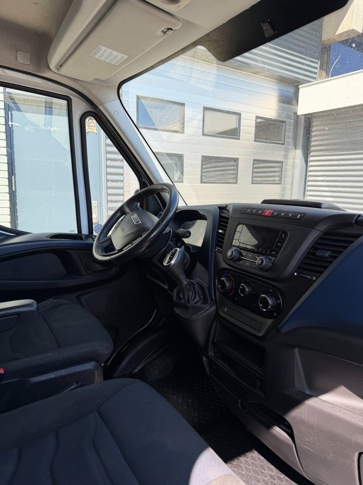 Iveco Daily 3,0 35S18 13,4m³ Van AG8