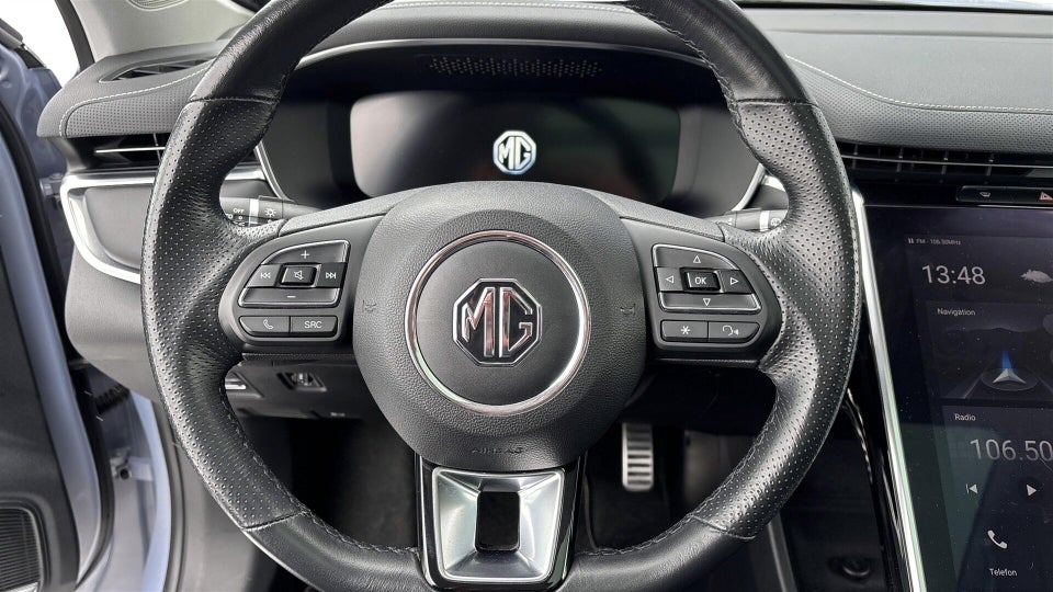 MG Marvel R Luxury 5d