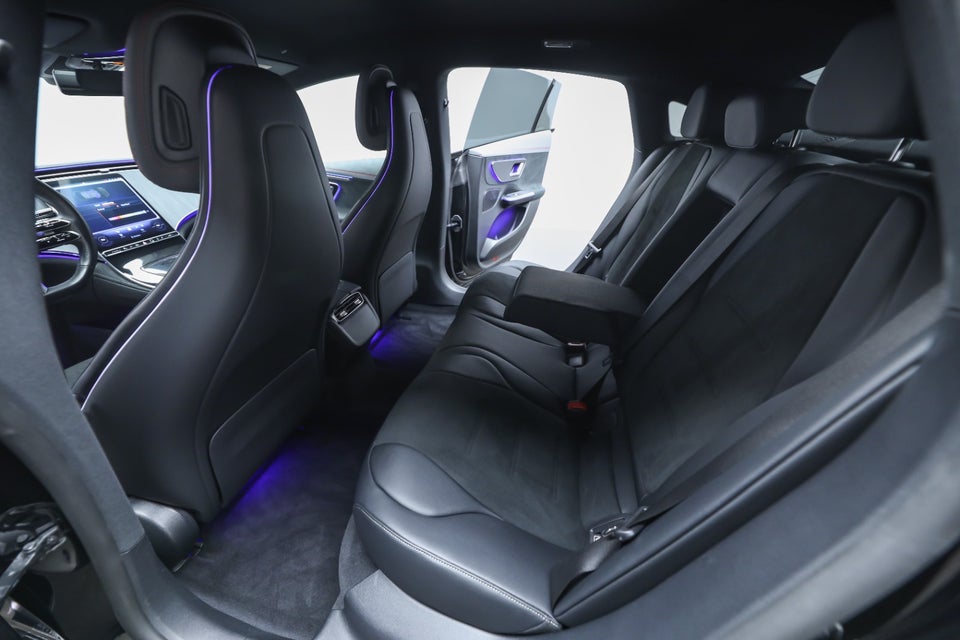 Mercedes EQE350 AMG Line 4d