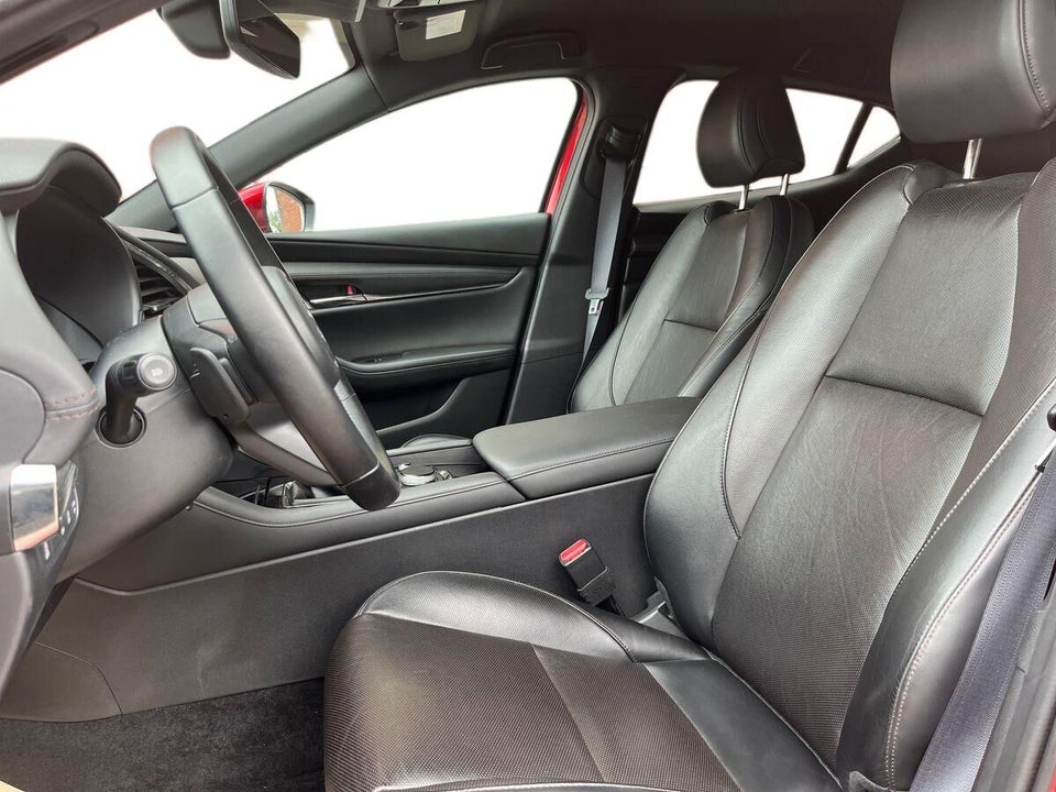 Mazda 3 2,0 e-SkyActiv-G 150 Cosmo aut. 5d