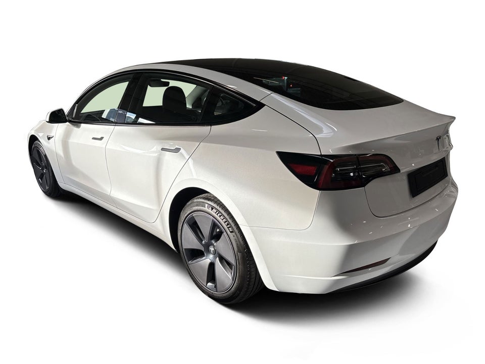 Tesla Model 3 Long Range RWD 4d