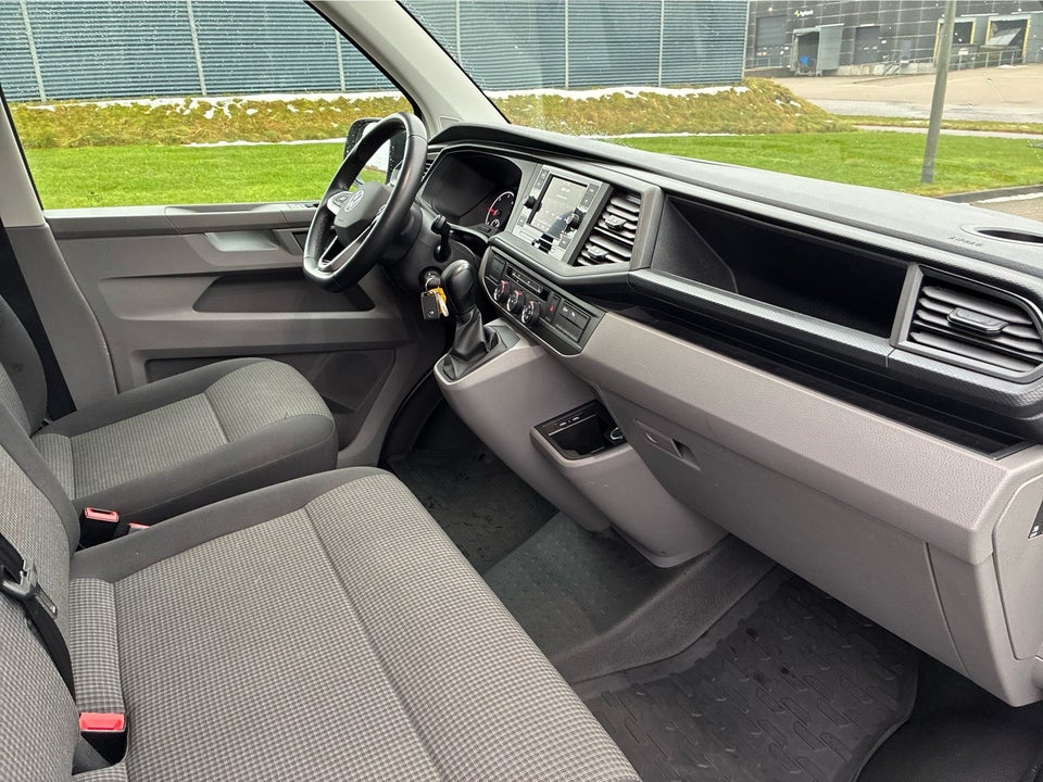 VW Transporter 2,0 TDi 150 Kassevogn DSG lang