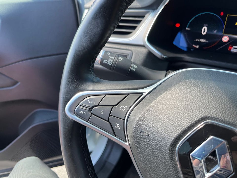 Renault Captur 1,6 E-Tech Intens 5d