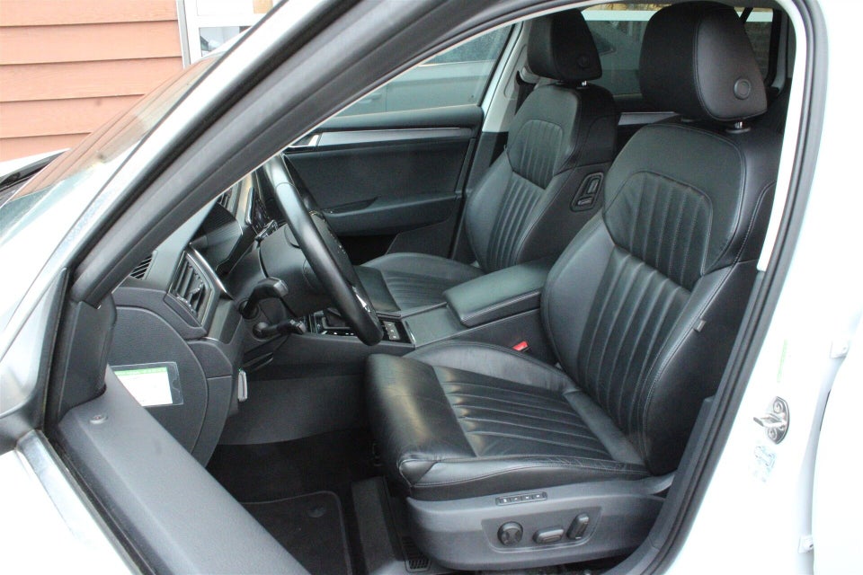 Skoda Superb 1,5 TSi 150 Style Business Combi DSG 5d