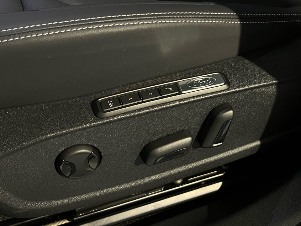 Ford Capri 77 Premium Extended Range 5d