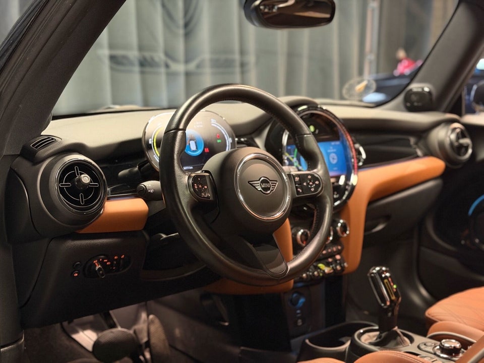 MINI Cooper SE Yours Trim 3d