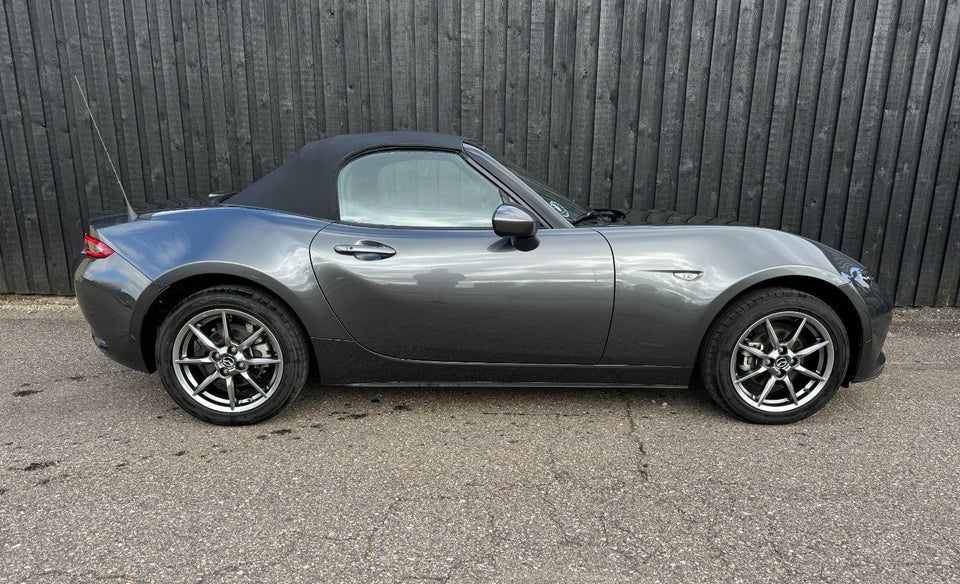 Mazda MX-5 1,5 SkyActiv-G 132 Roadster Exclusive-Line 2d