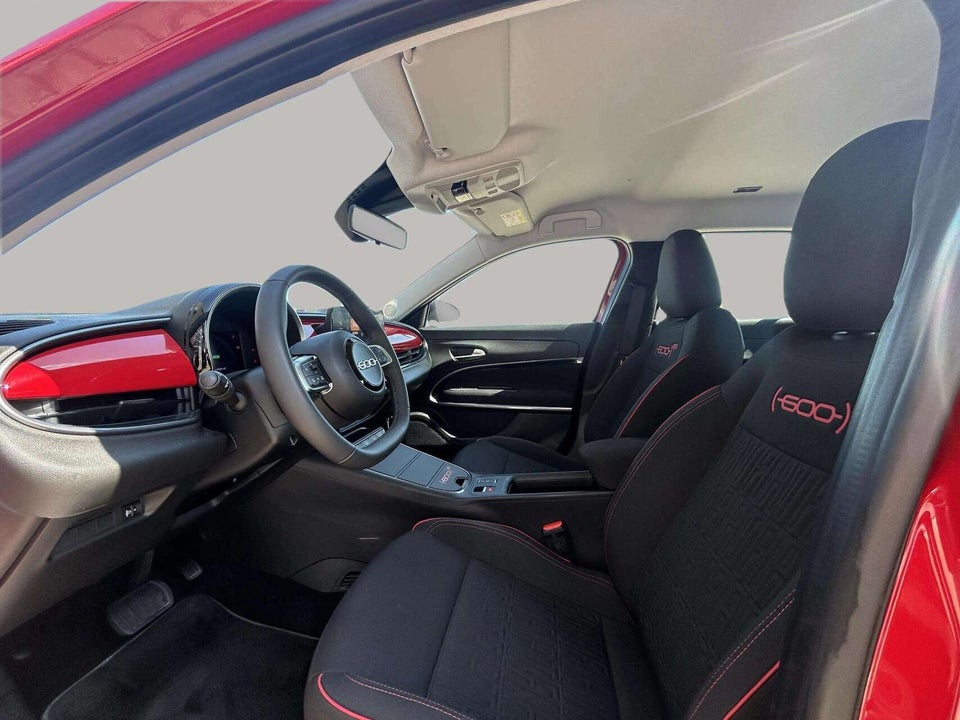 Fiat 600e 54 (RED) 5d