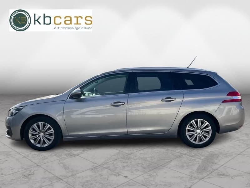 Peugeot 308 1,2 PureTech 130 Selection Sky SW 5d