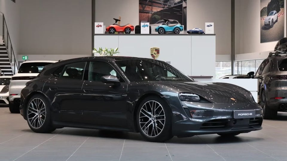 Porsche Taycan Performance+ Sport Turismo 5d