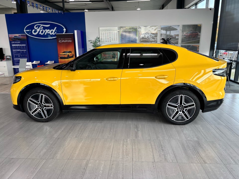 Ford Capri 82 Premium Extended Range 5d