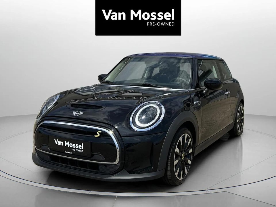 MINI Cooper SE Classic Trim 3d