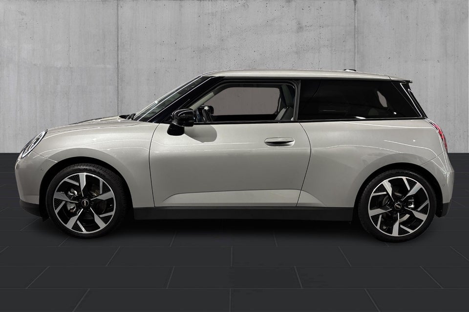 MINI Cooper SE Classic Trim XL 3d