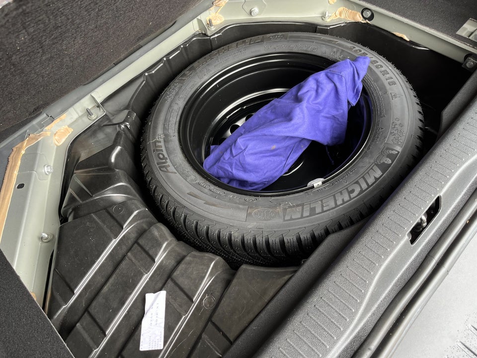 Renault Scenic III 1,6 16V Expression 5d