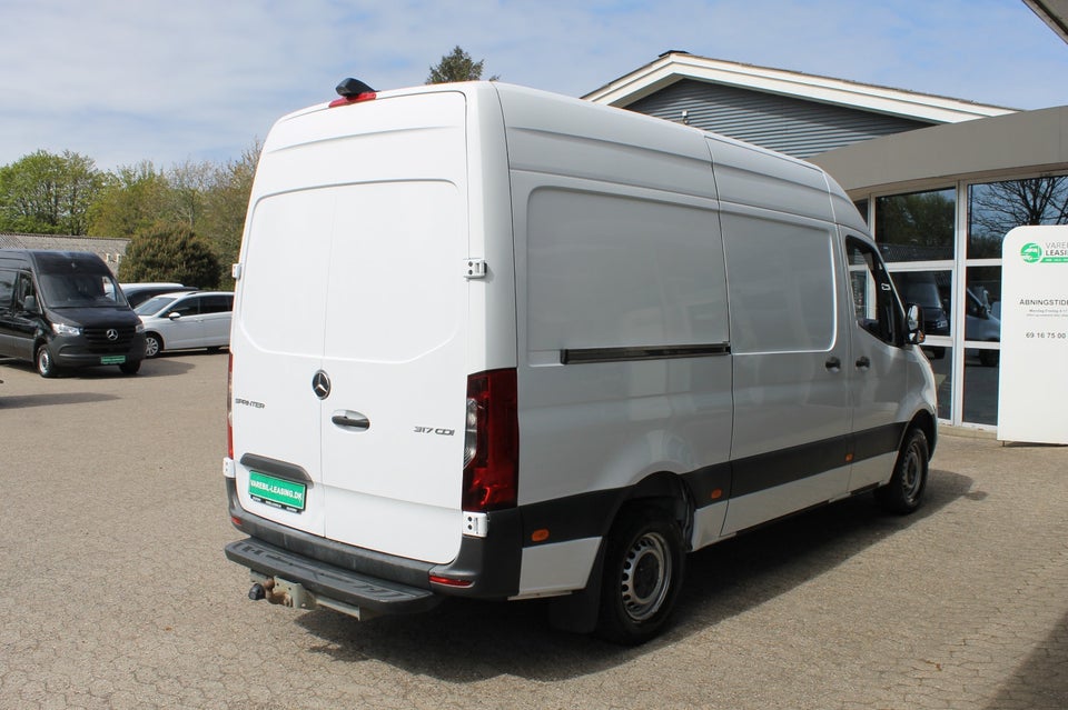 Mercedes Sprinter 317 2,0 CDi A2 Kassevogn aut. RWD
