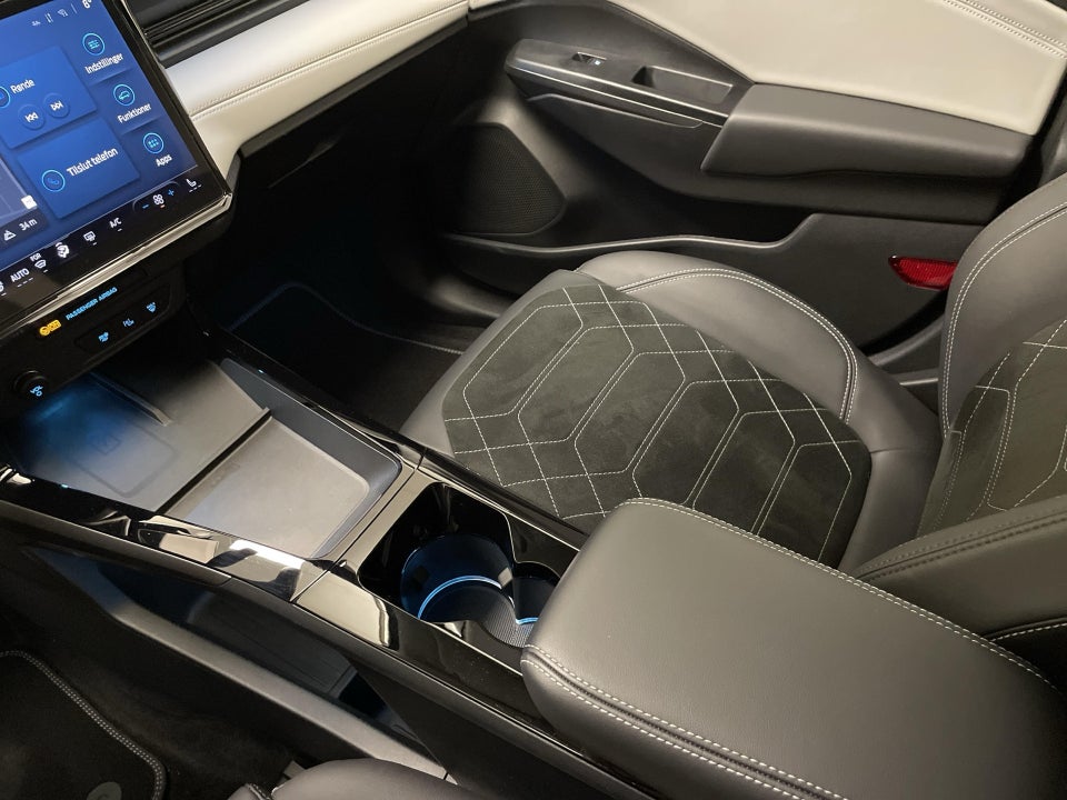 Ford Puma 46 Gen-E Premium 5d