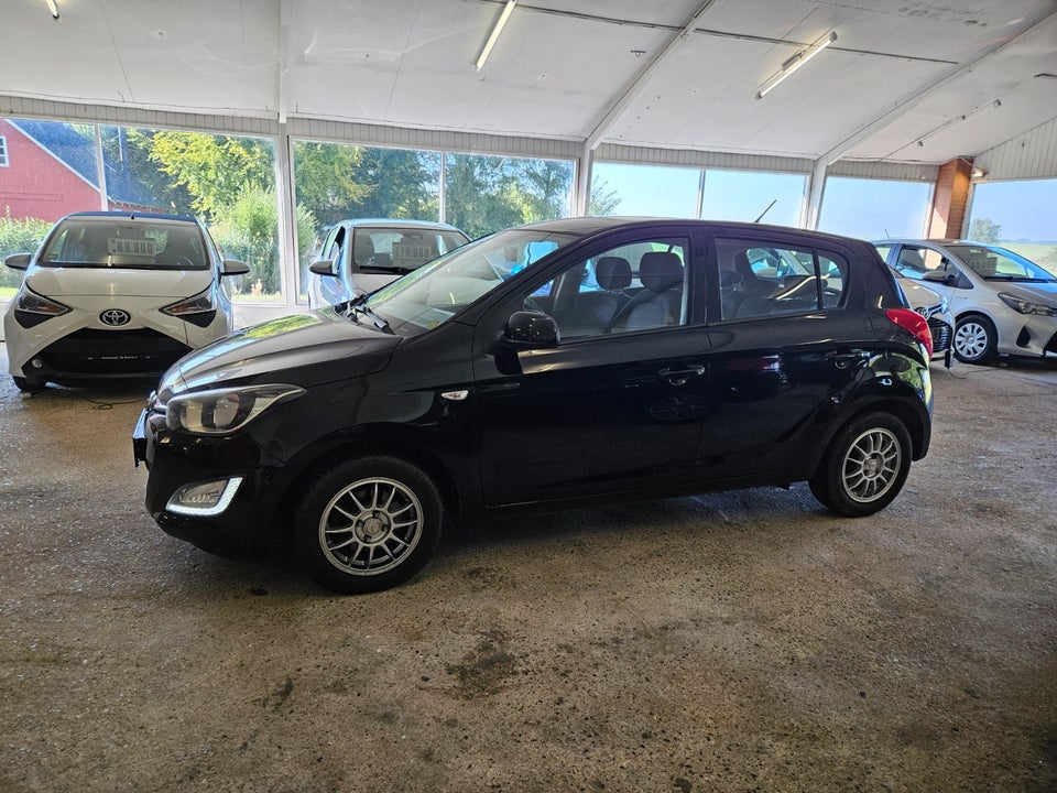 Ford Fiesta 1,0 SCTi 100 Titanium 5d