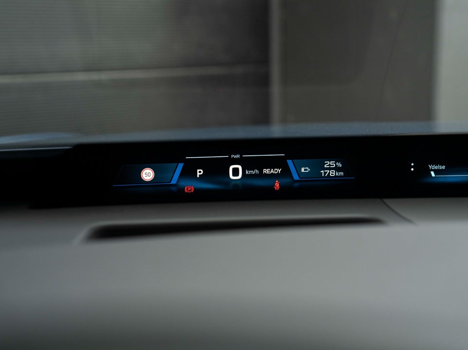 BMW iX3 xDrive50 Supercharged 5d