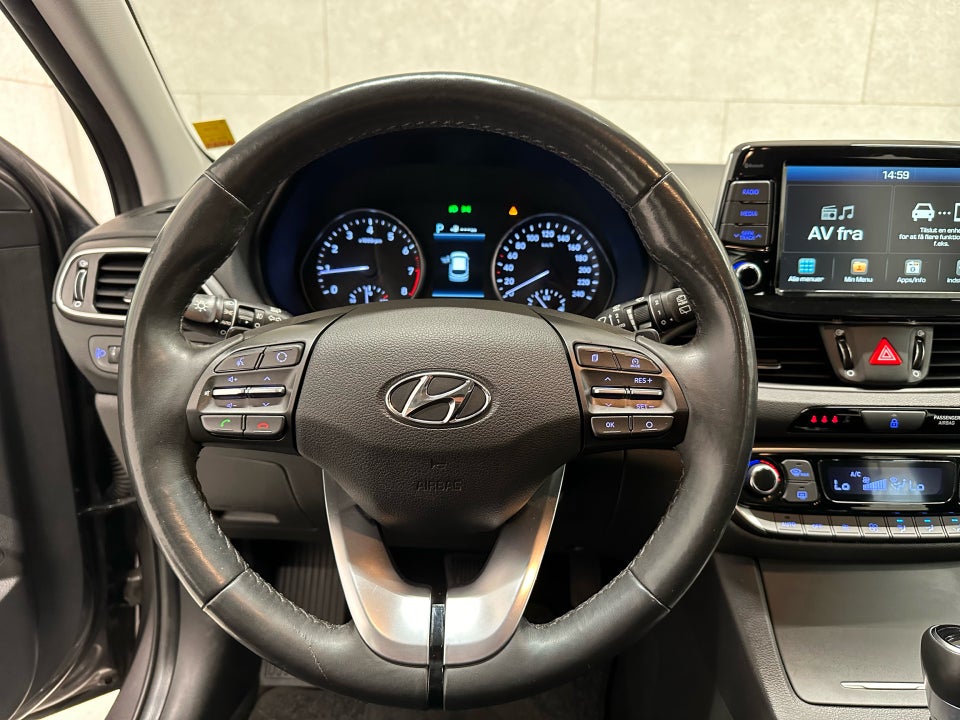 Hyundai i30 1,4 T-GDi Premium DCT 5d