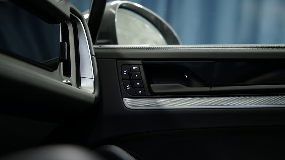 Porsche Cayenne 3,0 E-Hybrid Tiptr. 5d