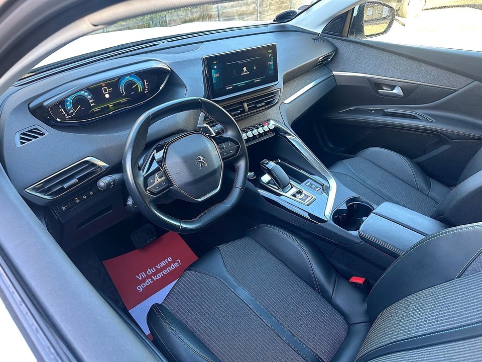 Peugeot 3008 1,6 Hybrid Allure Pack EAT8 5d