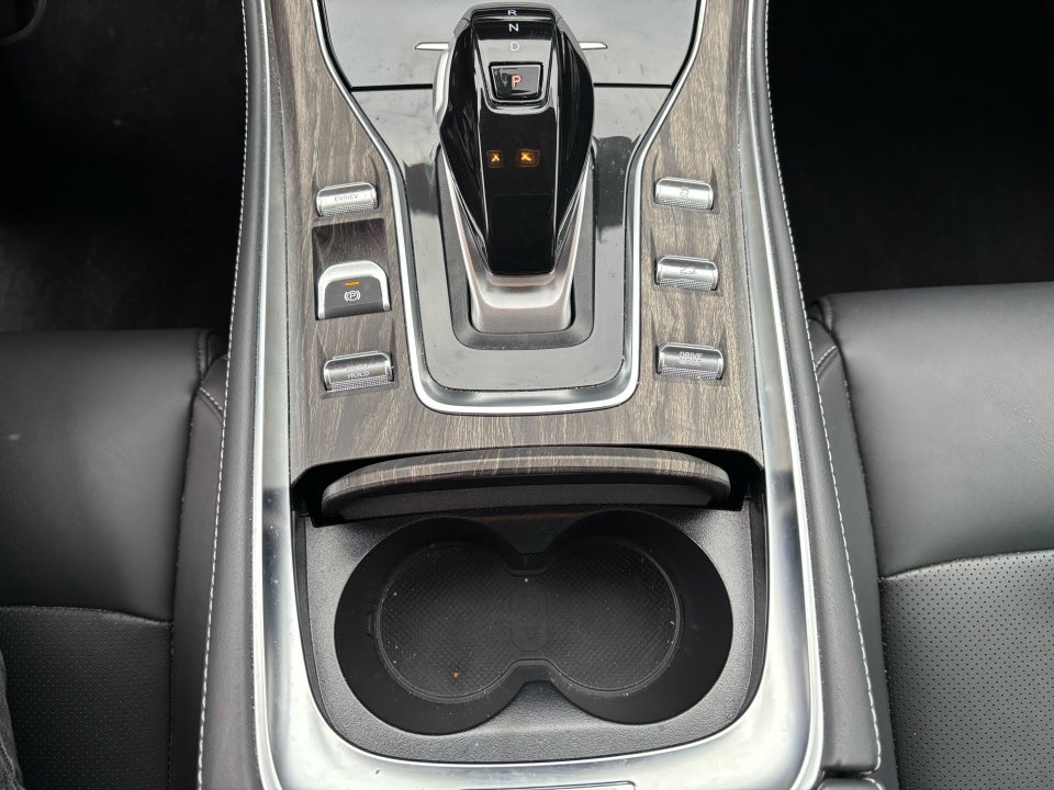 Navor E5 1,5 PHEV Rock 5d