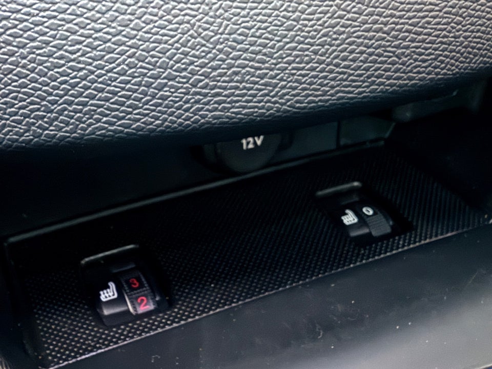 Peugeot 308 1,6 BlueHDi 120 Allure Sky SW 5d