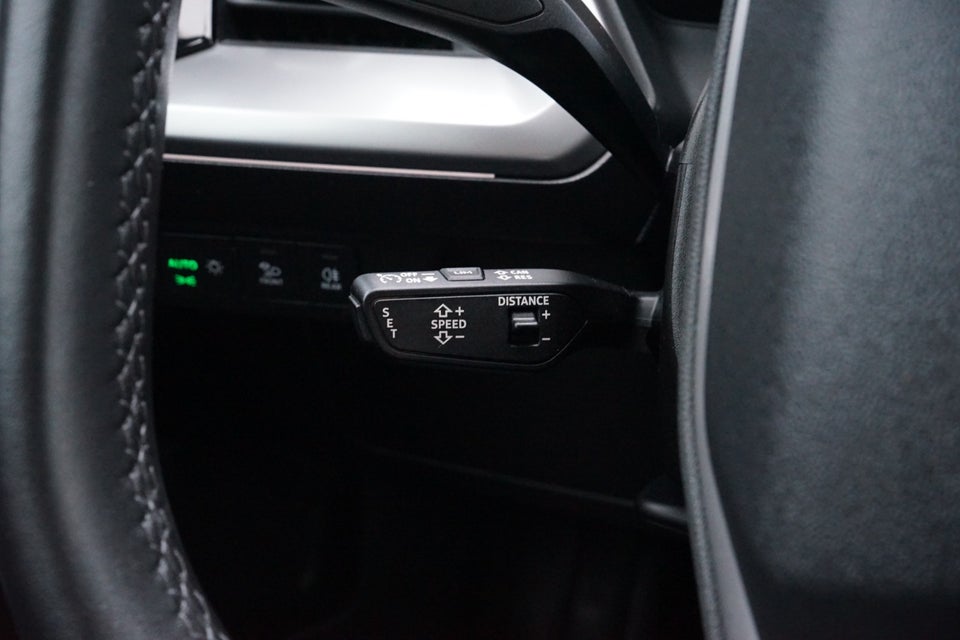 Audi Q4 e-tron 40 Advanced 5d