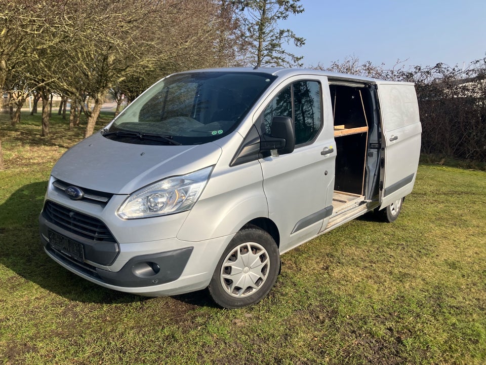 Ford Transit Custom 340L 2,0 TDCi 130 Ambiente