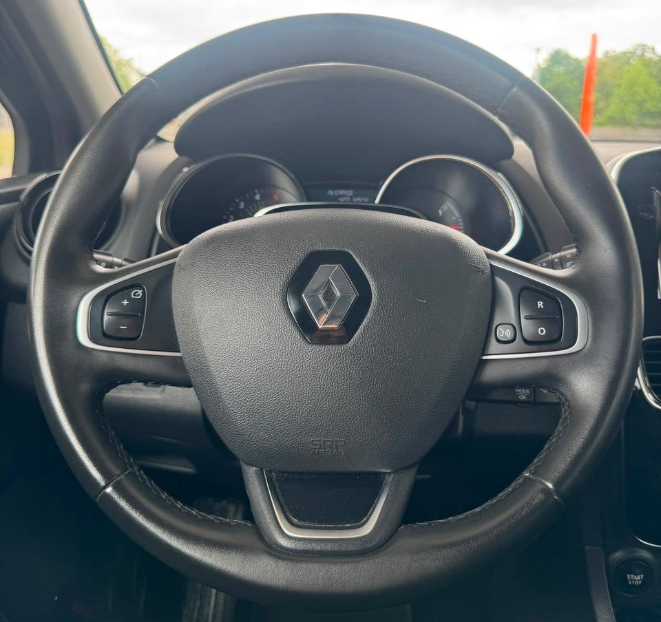 Renault Clio IV 1,5 dCi 90 Limited Sport Tourer 5d