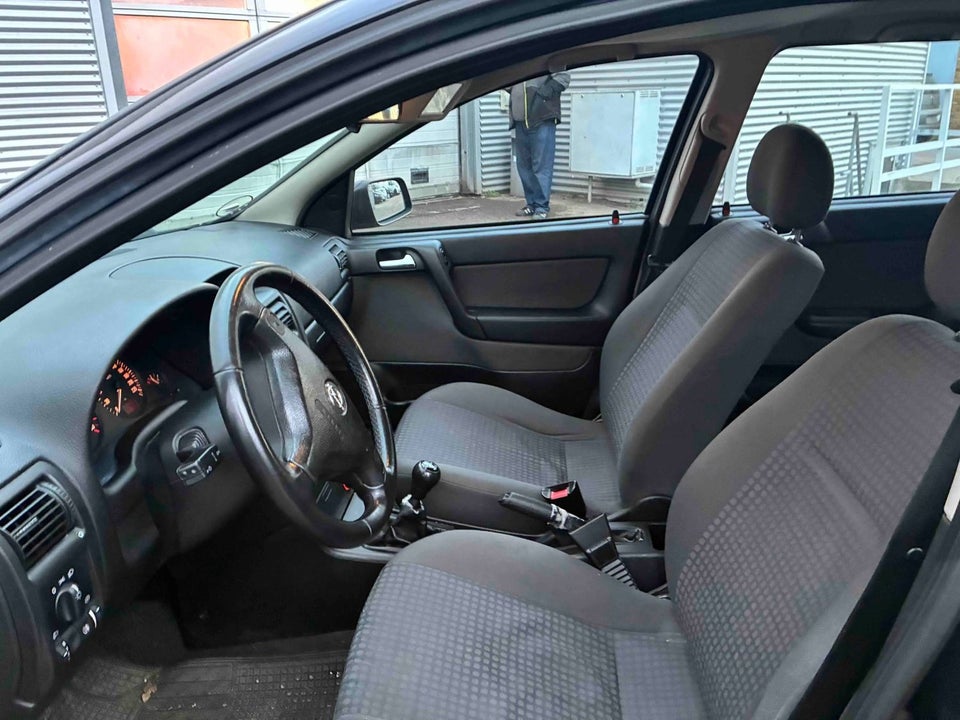 Opel Astra 1,7 CDTi 80 Classic 5d